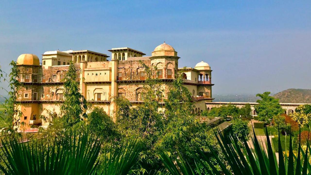 Neemrana'S - Tijara Fort Palace Hotel Exterior photo